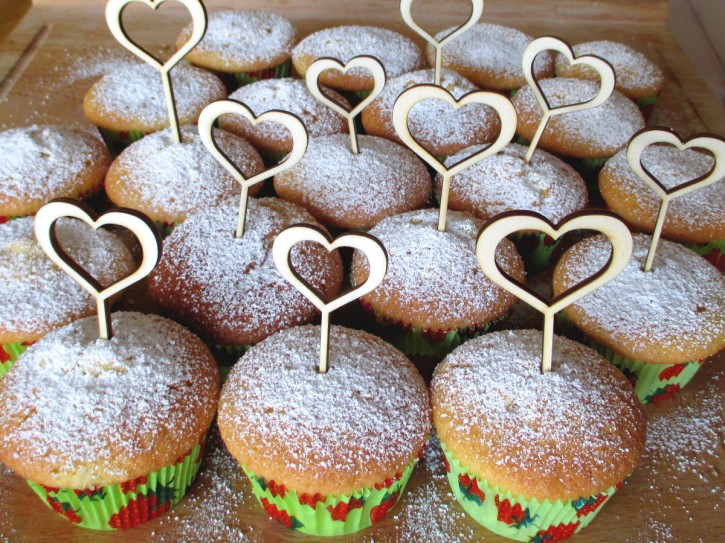 Caketopper-Set für Muffins Herz Sophie 12-teilig aus Holz