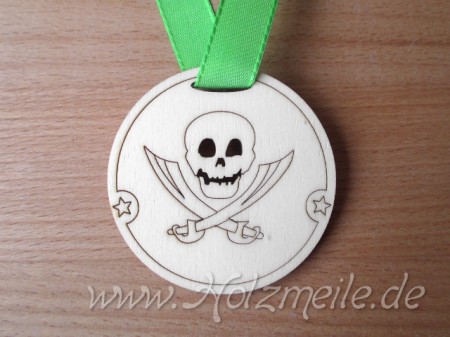 Holz-Medaille Pirat